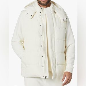 Amazon Essentials Men's Relaxed-Fit Water Repellent Hooded Puffer Vest